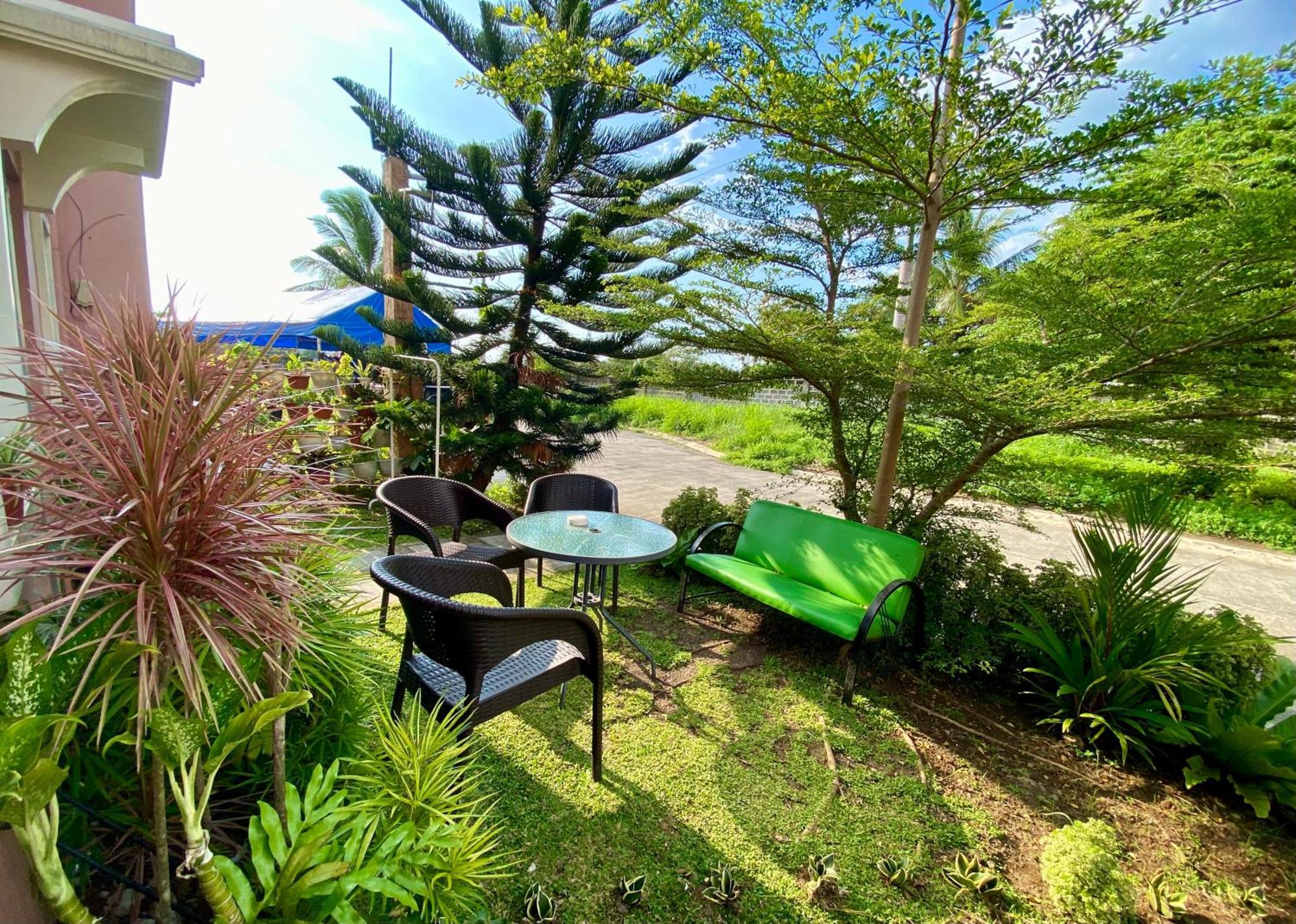 Relaxing Home At Camella Bacolod, Near Airport, Rockwell, Terminals, Famous Resto Bagian luar foto